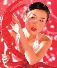 娱乐圈爆料黄圣依是谁,娱乐圈爆料背后的真相揭晓 第2张 娱乐圈爆料黄圣依是谁,娱乐圈爆料背后的真相揭晓 第2张